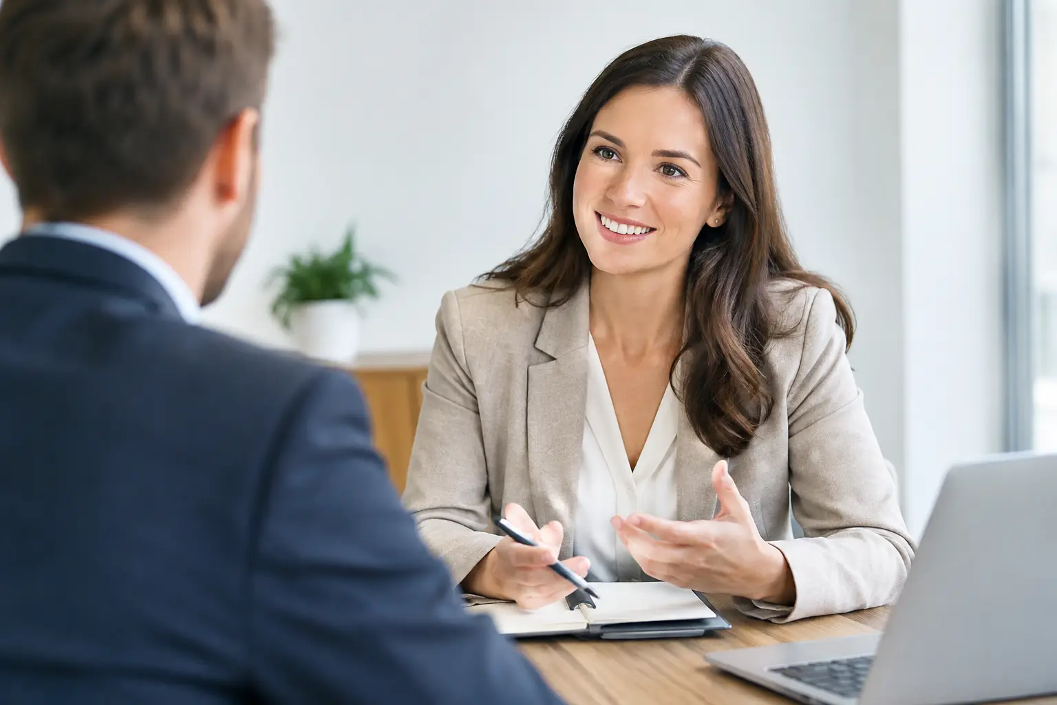 Wie funktioniert mandatierte Personalsuche?